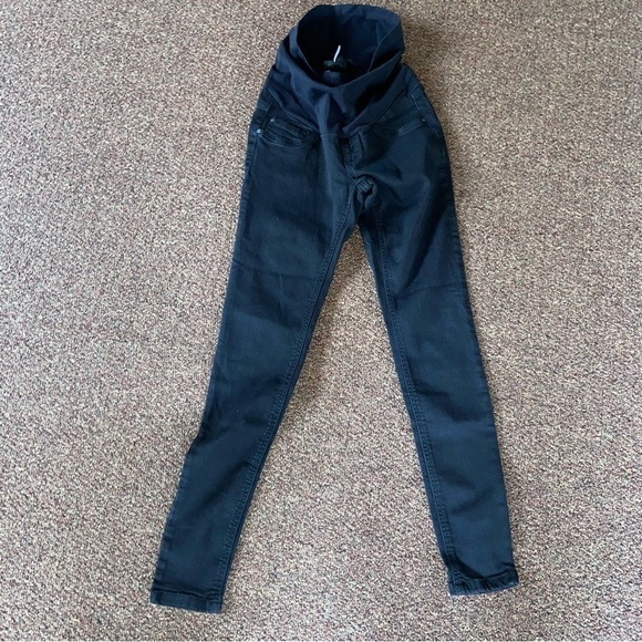 GREAT gift ideas abound for upcoming events. You’ll get raves from the ladies. - Picture 7 of 16